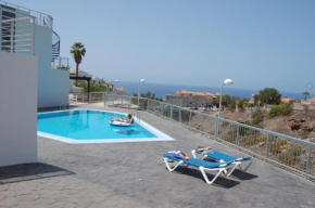 Гостиница Holiday apartments Natalia  Кальяо Салвахе 